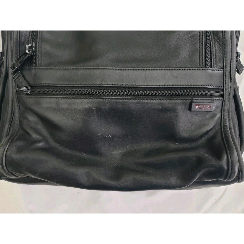 Tumi pre owned